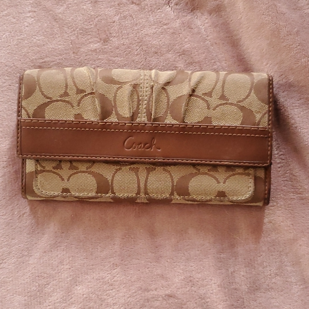 Coach wallet